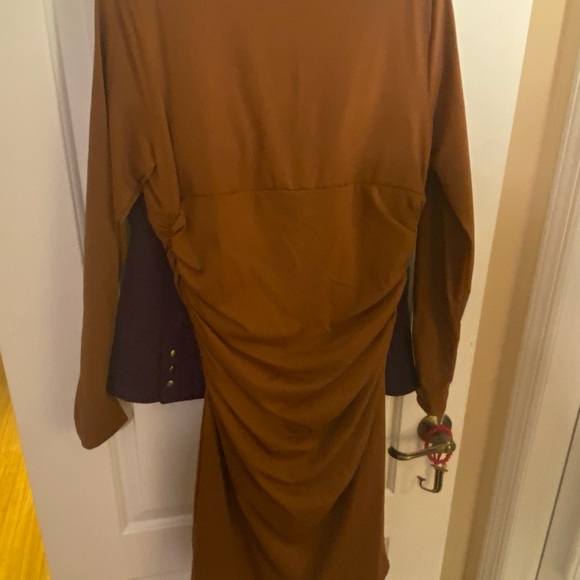 Popilush Shapewear Long Sleeve V-Neck Ruched Bodycon Midi Dress
Brown / XL - Picture 4 of 13